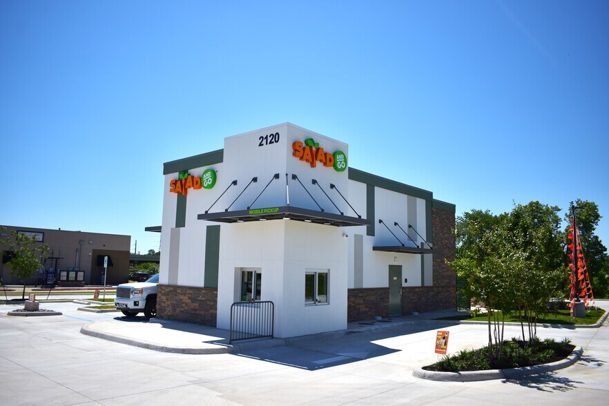 More Photos Of 2120 Rio Grande Blvd, Euless General Retail For Lease