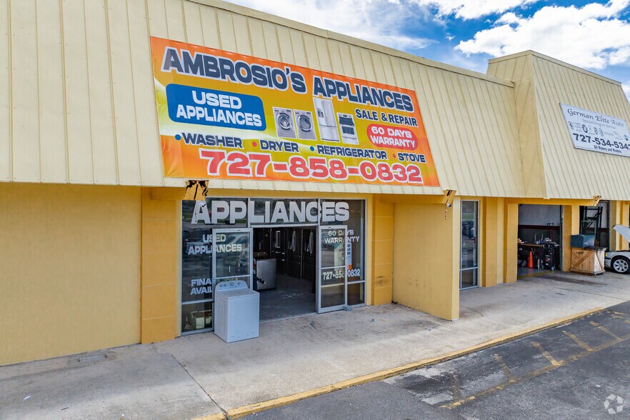 More Photos Of 5144-5158 US Highway 19, New Port Richey Freestanding For Lease