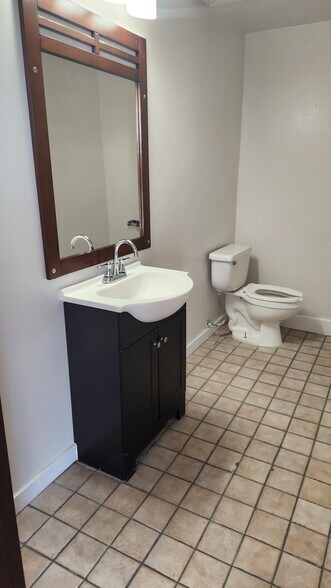 More Photos Of 380 W 7200 S, Midvale Hotel For Lease