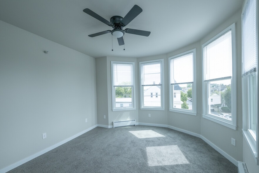 More Photos Of 1101 Lehigh St, Easton Apartments For Sale