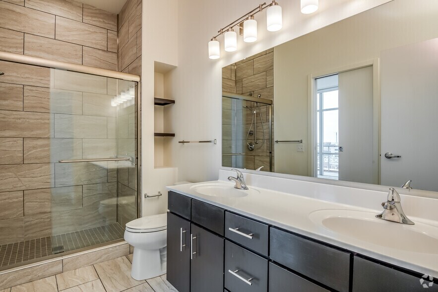 More Photos Of 115 E Walnut St, Green Bay Apartments For Lease