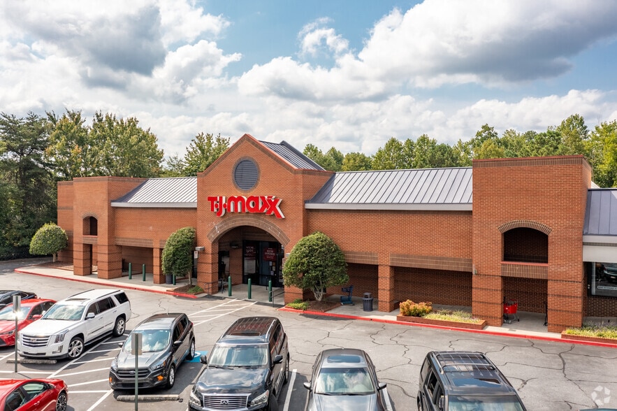 More Photos Of 3675 Satellite Blvd, Duluth Unknown For Lease