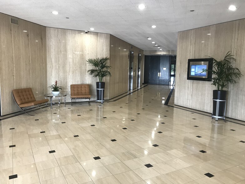 More Photos Of 7633 E 63rd Pl, Tulsa Coworking Space