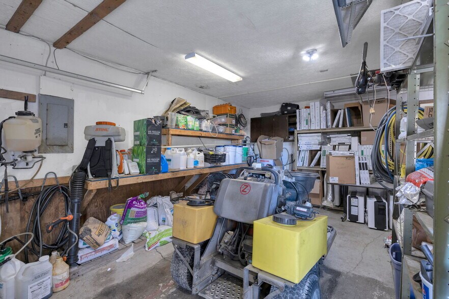 More Photos Of 7601 Milhouse Rd, Indianapolis Office For Sale