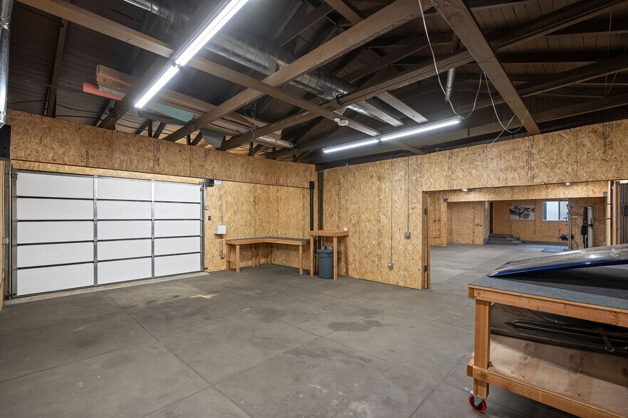 More Photos Of 5244 Vineland Ave, North Hollywood Loft Creative Space For Lease