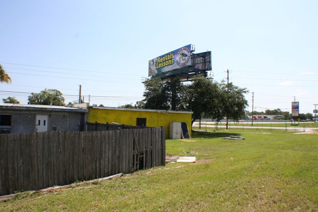 More Photos Of 18324 E Colonial Dr, Orlando Auto Dealership For Sale