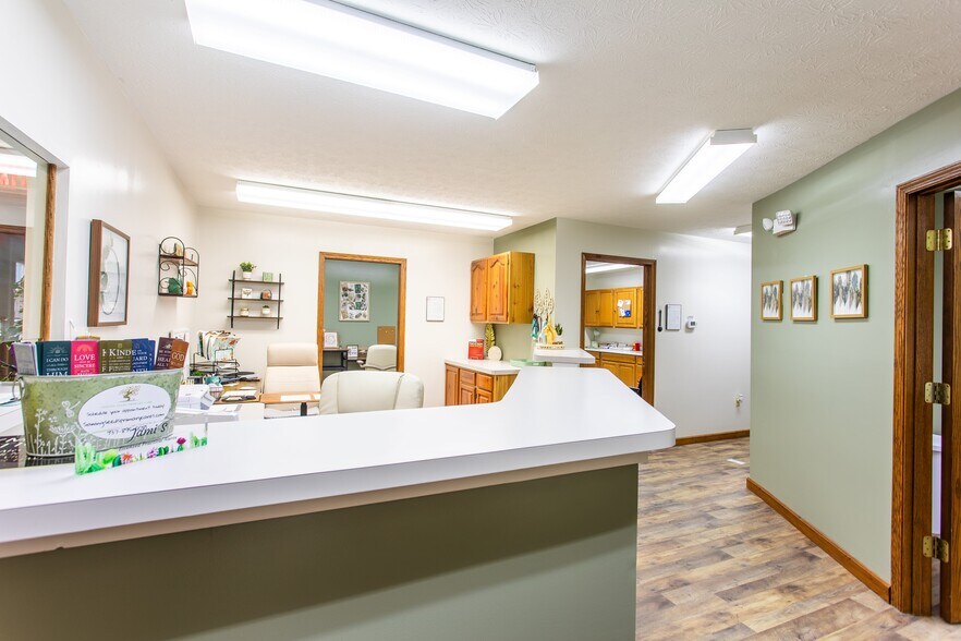 More Photos Of 1864-1870 Dayton Germantown Pike, Germantown Medical For Sale