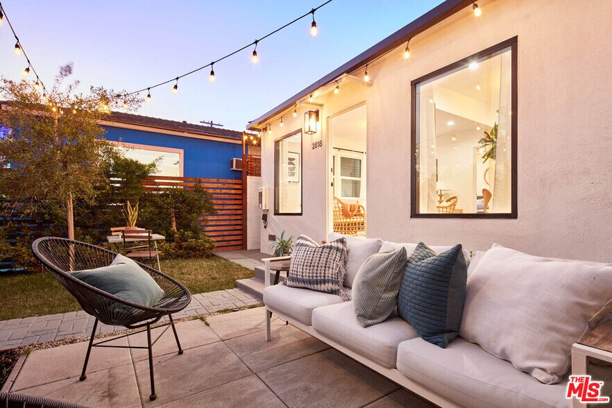 More Photos Of 2818 Abbot Kinney Blvd, Venice Apartments For Sale