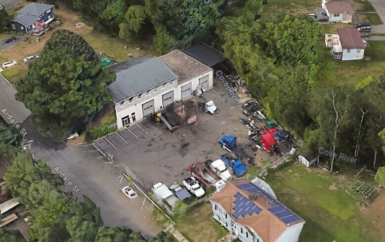 More Photos Of 370 Ardale St, West Haven Light Manufacturing For Sale