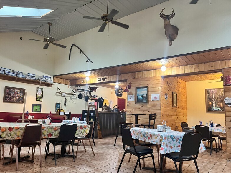 More Photos Of 1267 Elk Grove Rd, Benton Restaurant For Sale