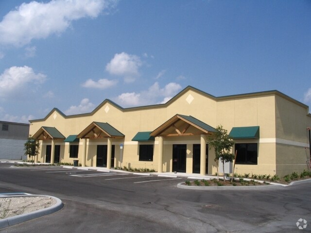 More Photos Of 10970 S Cleveland Ave, Fort Myers Office For Sale