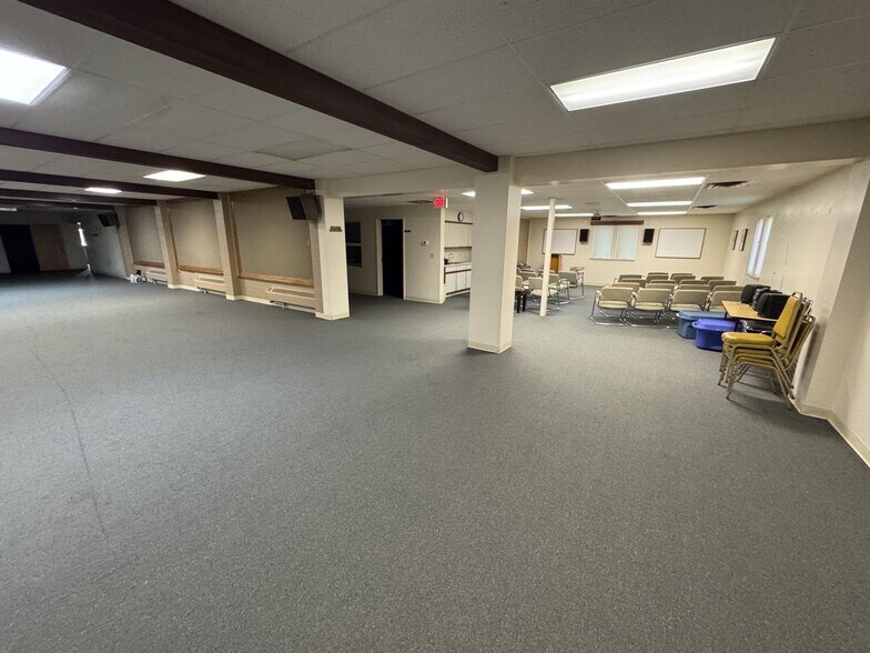 More Photos Of 5225 Calkins Rd, Flint Religious Facility For Sale