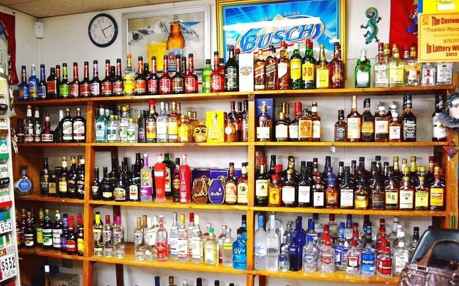 More Photos Of 8036 N Clare Ave, Harrison Convenience Store For Sale