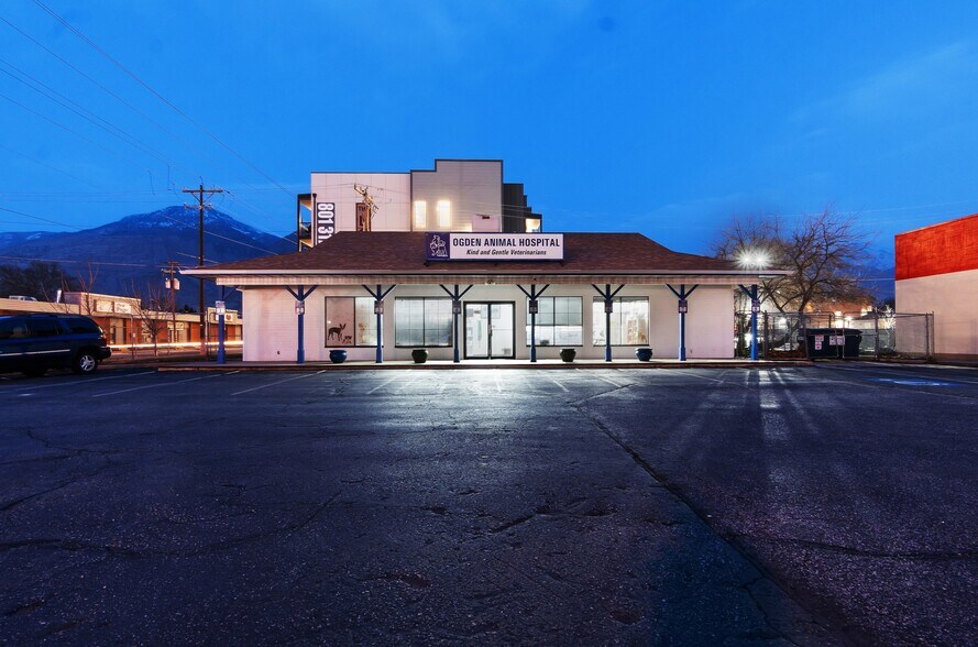 More Photos Of 208 S Washington Blvd, Ogden General Retail For Sale