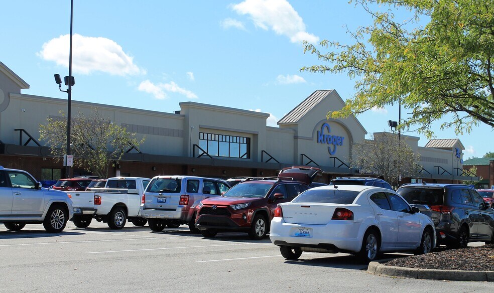 More Photos Of 12410-12492 LaGrange Rd, Louisville Unknown For Lease