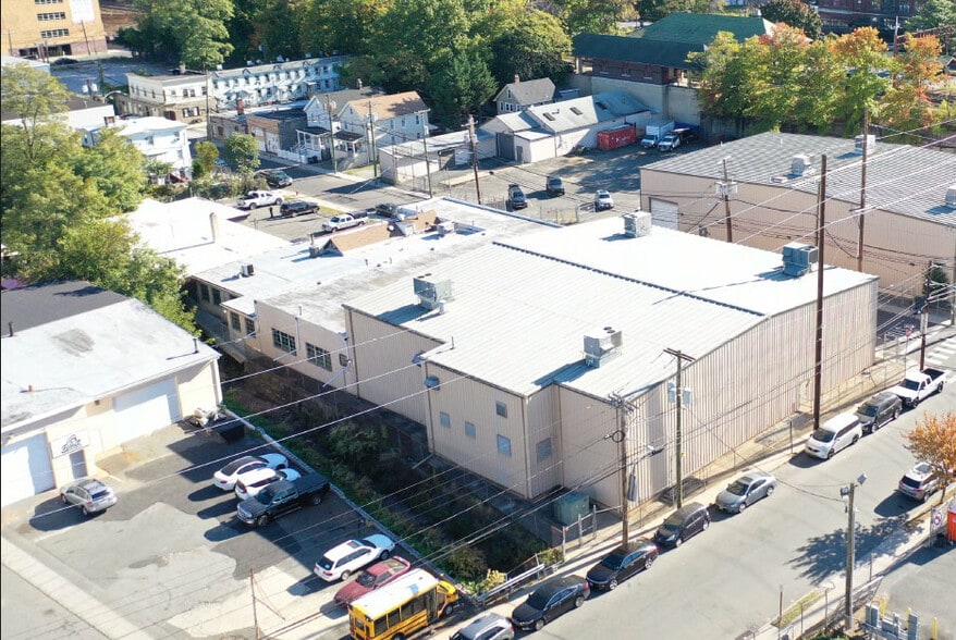 More Photos Of 363-367 S Jefferson St, Orange Warehouse For Sale