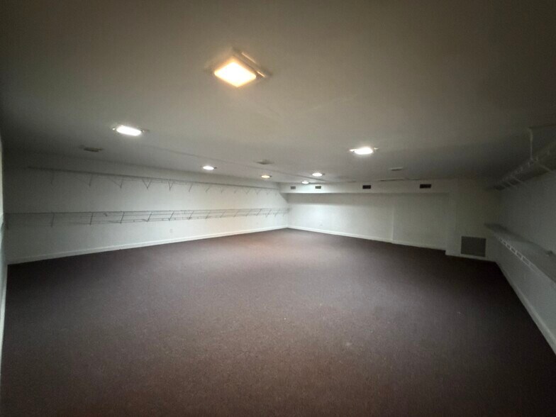 More Photos Of 108 Main st, Trinity Storefront For Sale