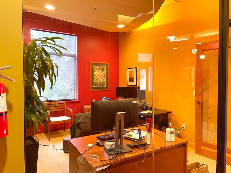 More Photos Of 1820 Solano Ave, Berkeley Storefront Retail Office For Lease