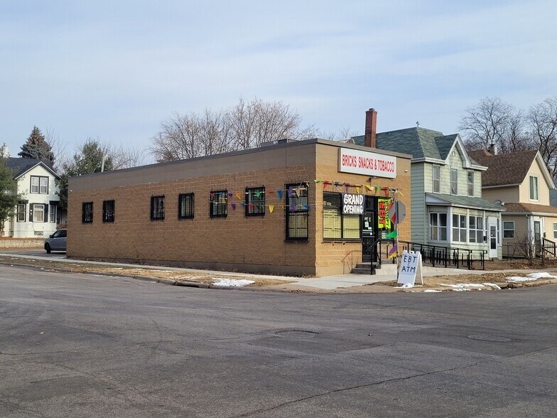 More Photos Of 879 Fremont Ave, Saint Paul Freestanding For Sale