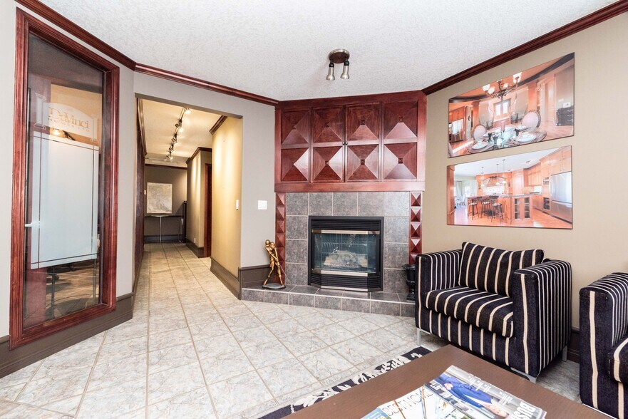 More Photos Of 1912 26A St SW, Calgary Office For Sale