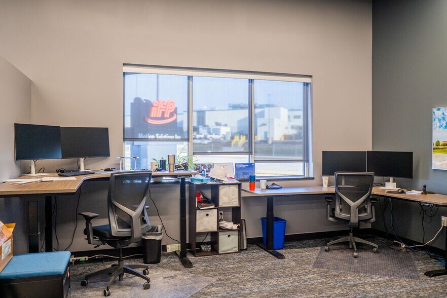 More Photos Of 1255 N Winchester St, Olathe Manufacturing For Sale