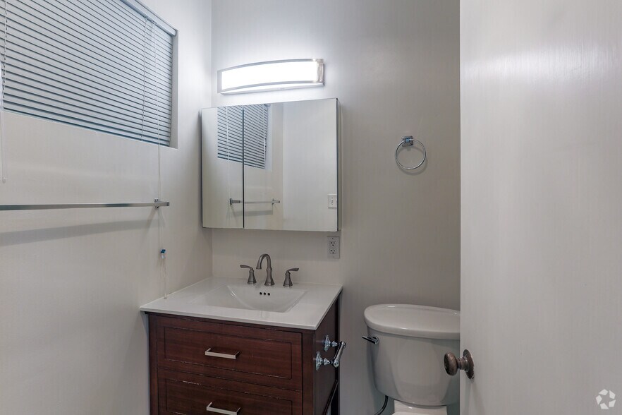 More Photos Of 365 Everett Ave, Palo Alto Apartments For Sale