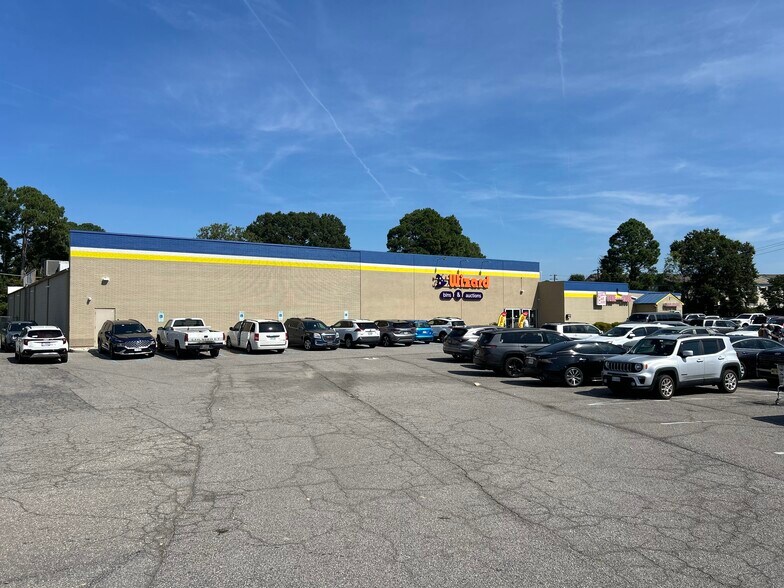More Photos Of 2854-2886 Airline Blvd, Portsmouth Unknown For Lease