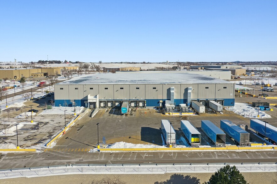 More Photos Of 7200 Chavenelle Rd, Dubuque Warehouse For Sale