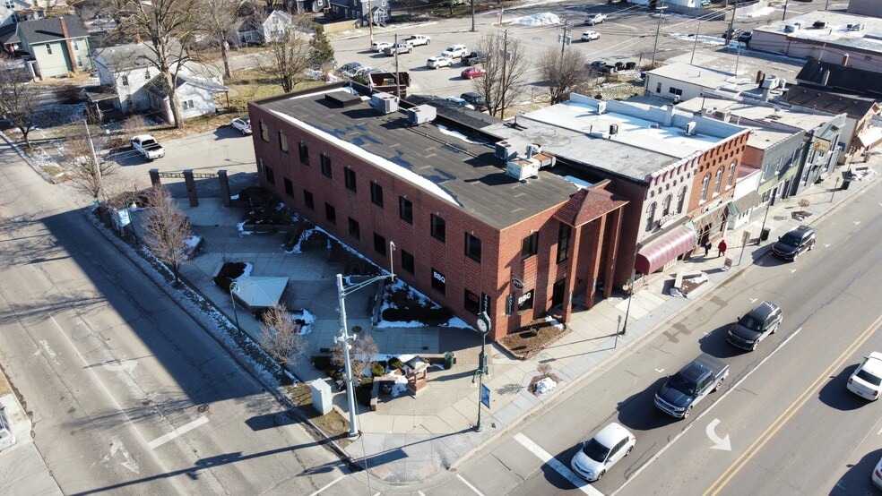 More Photos Of 107 S Main St, Almont Restaurant For Lease