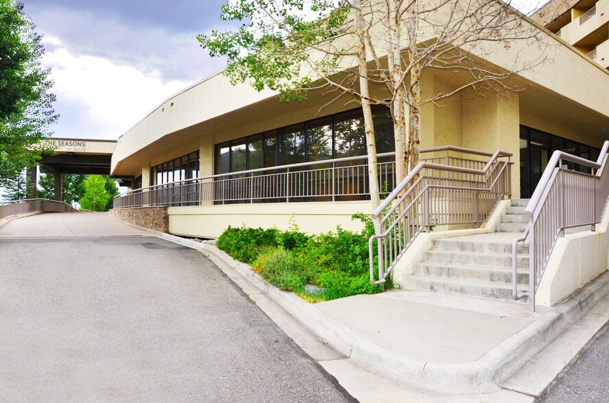 More Photos Of 137 Benchmark Rd, Avon Apartments For Sale