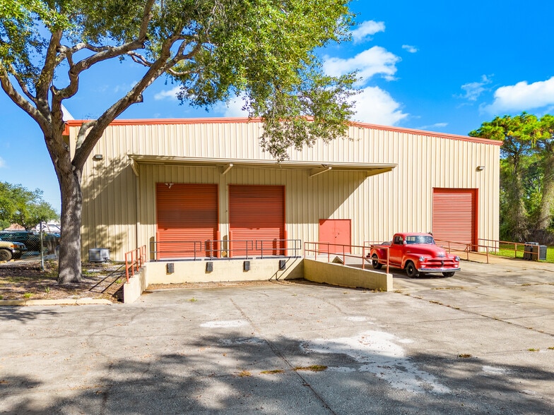 More Photos Of 2725 Center Pl, Melbourne Research And Development For Sale