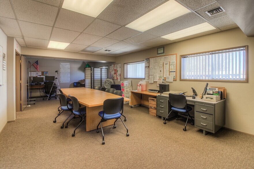 More Photos Of 2201 E Edison Rd, Sunnyside Office For Sale