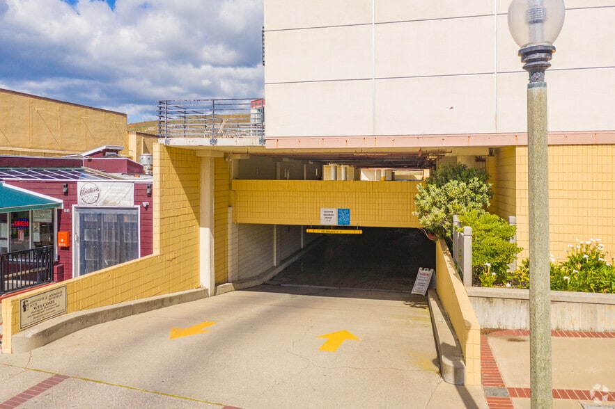 More Photos Of 101-195 Rockaway Beach Ave, Pacifica Hotel For Sale