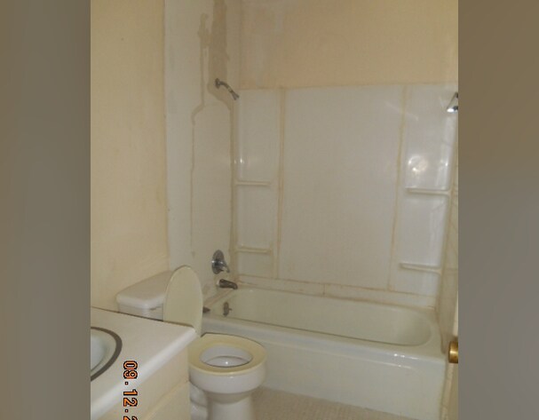 More Photos Of 511 Blake St, Texarkana Apartments For Sale