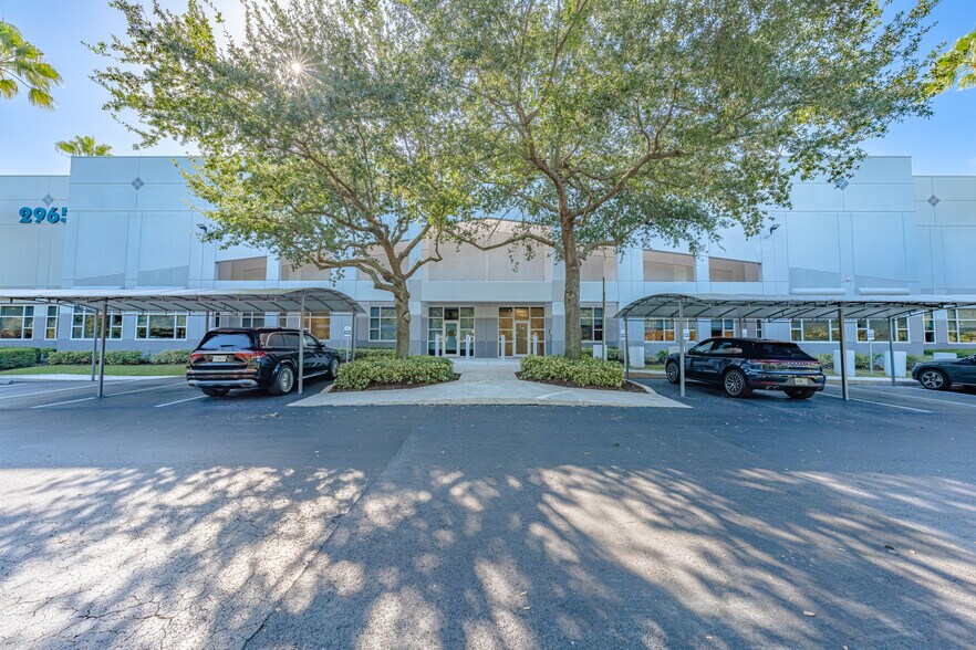 More Photos Of 2965 West Corporate Lakes Blvd, Weston Manufacturing For Lease