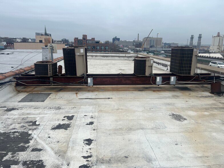 More Photos Of 667 3rd Ave, Brooklyn Loft Creative Space For Sale