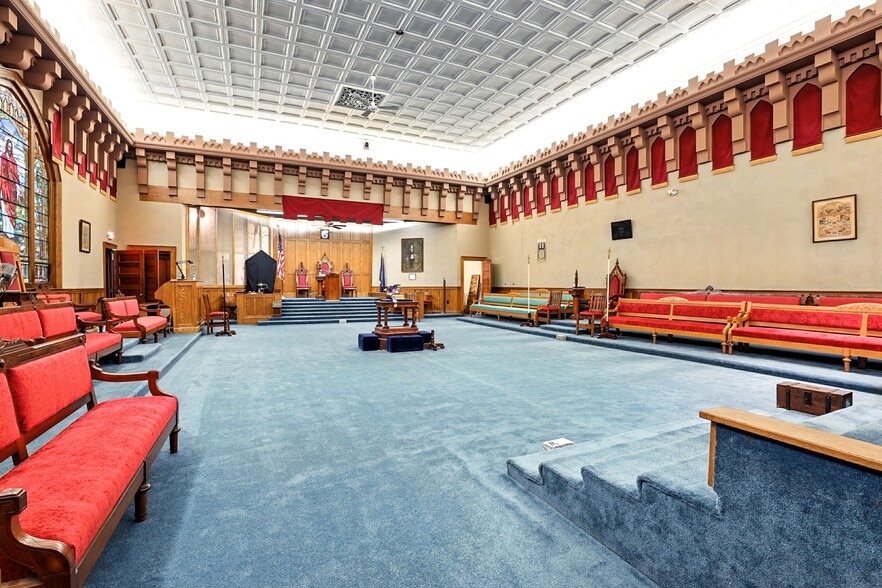 More Photos Of 58 S Main St, Franklin Religious Facility For Sale