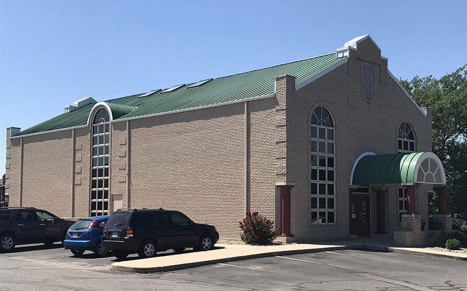 Primary Photo Of 2251 N Woodlawn Blvd, Wichita Medical For Sale