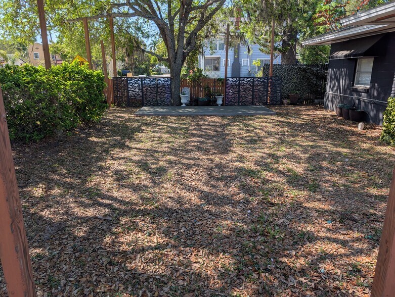 More Photos Of 512 25th St W, Bradenton Office For Lease