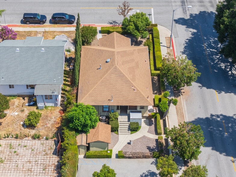 More Photos Of 146 E Walnut Ave, Monrovia Medical For Sale
