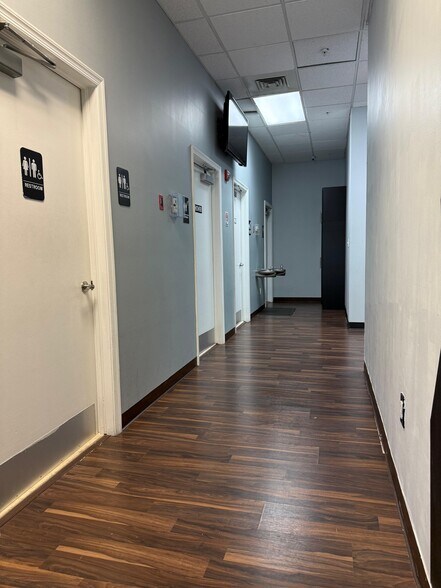 More Photos Of 1835 NW 112th Ave, Miami Warehouse For Sale