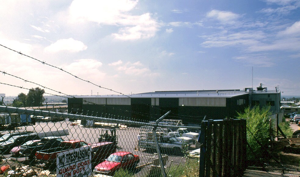 More Photos Of 3070 S Wyandot St, Englewood Warehouse For Lease