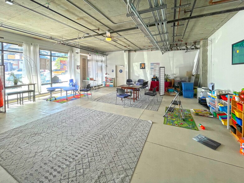 More Photos Of 5239 Claremont Ave, Oakland Apartments For Lease