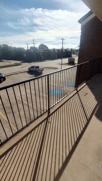 More Photos Of 1225 N Logan St, Texas City Office For Lease