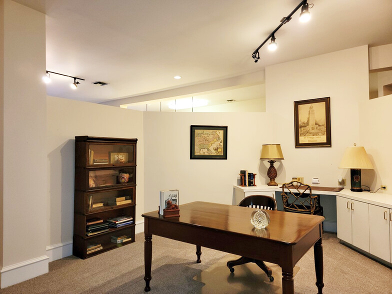 More Photos Of 520-524 Front St, Natchitoches Storefront Retail Residential For Sale