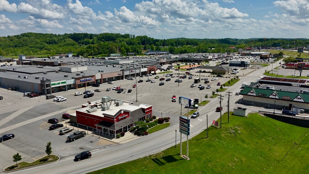 More Photos Of 2600 Middletown Commons, White Hall Unknown For Lease