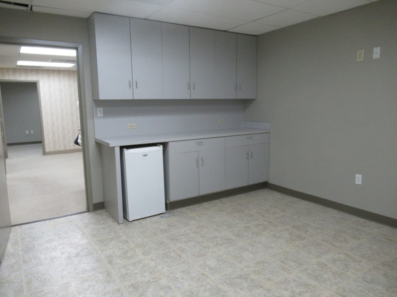More Photos Of 215 Brooke Ave, Norfolk Office Residential For Sale