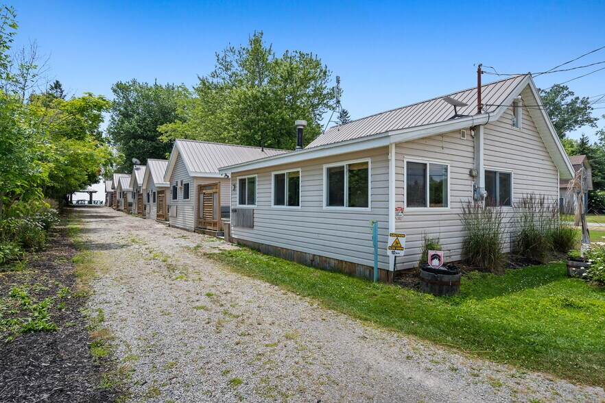 More Photos Of 12343 Lakeshore Rd, Wainfleet Hospitality For Sale