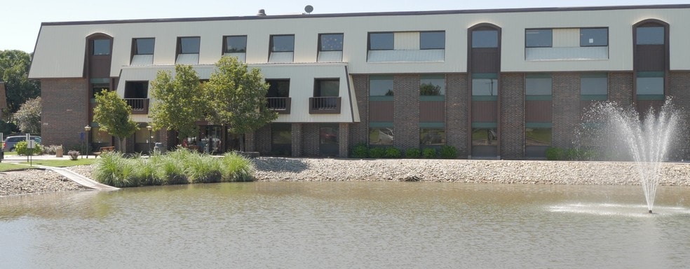 Primary Photo Of 250 N Rock Rd, Wichita Office For Lease