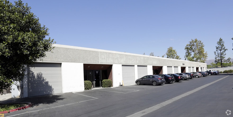 Primary Photo Of 19209 Parthenia St, Northridge Service For Lease